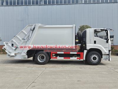Isuzu FTR GIGA 14cbm rear loader compactor truck