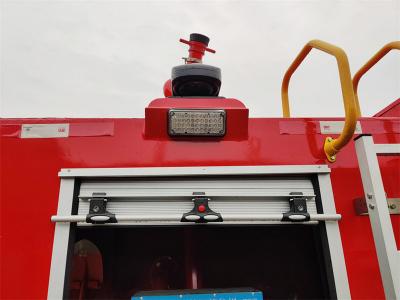 ISUZU NKR 3000 liters water tender fire truck