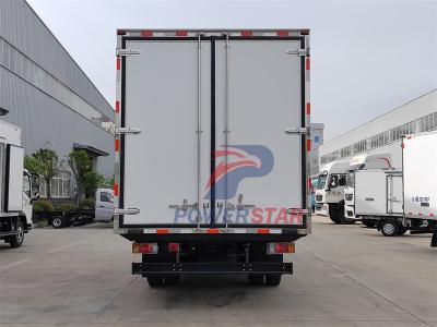 Isuzu 4 ton reefer box truck