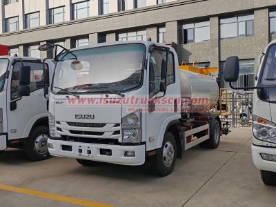 Japan Isuzu Bitumen Spraying Transport 4000L Asphalt Distributor Truck