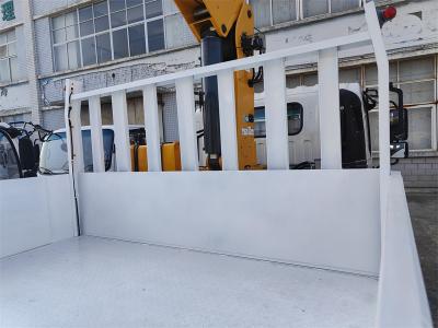 ISUZU NPR 5 ton telescopic boom truck