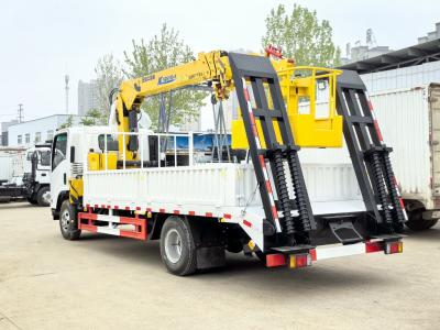 Isuzu Utility Service Stiff Boom Truck