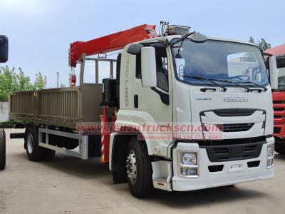 Japan Isuzu telescopic truck crane