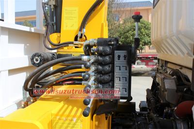 Isuzu truck mounted crane with hydraulic boom