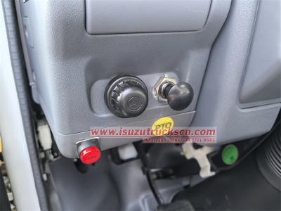 Isuzu NKR 100P garbage compactor truck