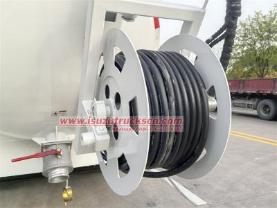 Albania Isuzu 10000L vacuum jetter truck