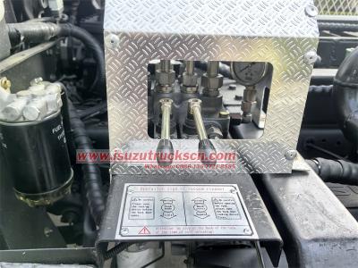 Albania Isuzu 10000L vacuum jetter truck