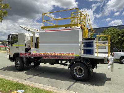 Isuzu 700P 4x4 off-road diesel tanker service truck