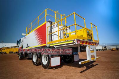 Isuzu GIGA 6X4 15cbm fuel and lubrication service vehicle