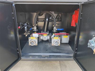 Isuzu ELF 4000 liters fuel refueling truck