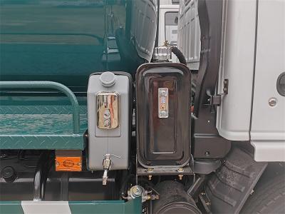 Isuzu100P 3000L vacuum pumper tanker truck