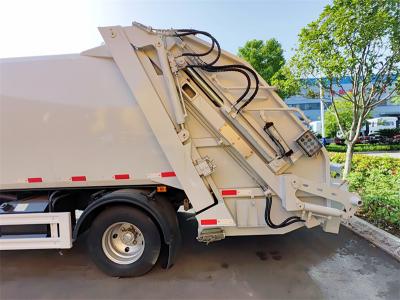 Isuzu 100P 7cbm rear loader truck