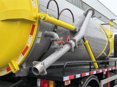 Isuzu 700P 8CBM vacuum suction truck