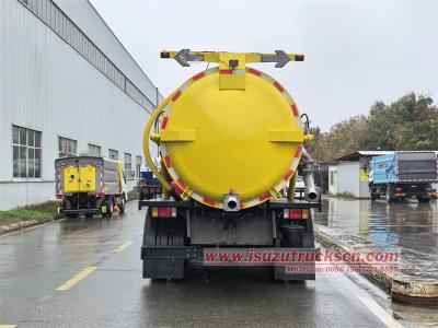Isuzu 700P 8CBM vacuum suction truck