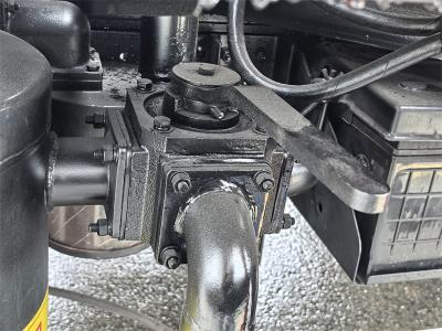 Isuzu 700P 8CBM vacuum suction truck