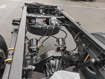 Isuzu KV600 automatic cargo truck chassis