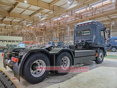 Isuzu 6x4 pure electric semi-trailer tractor