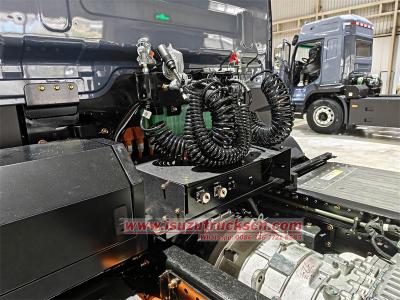 Isuzu 6x4 pure electric semi-trailer tractor