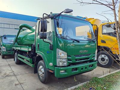 Isuzu KV600 6000 liters septic tanker truck
