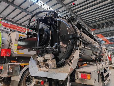 Isuzu NPR 700P 8000 liters combined jetting truck