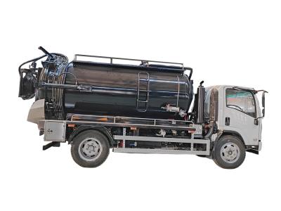 Isuzu NPR 700P 8000 liters combined jetting truck