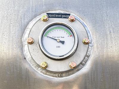 Isuzu FTR GIGA 10000L aircraft refueling truck