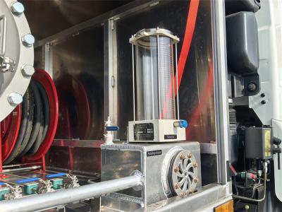 Isuzu FTR GIGA 10000L aircraft refueling truck