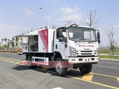 Isuzu 700P 4X4 RHD Automatic 5000L lubrication service truck
