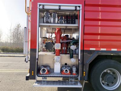 Isuzu 12 cbm industrial fire tender