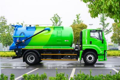 Isuzu 10000 liters vacuum tanker truck