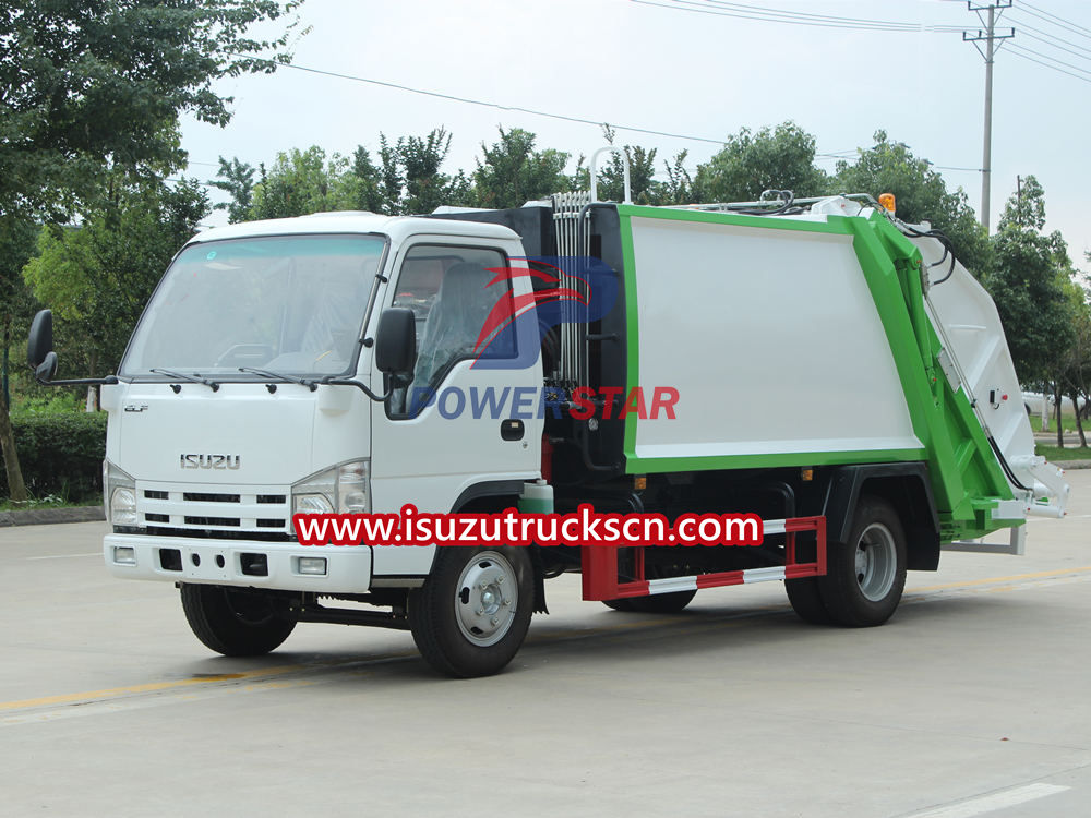 Advantages of Isuzu 100P waste compactor truck