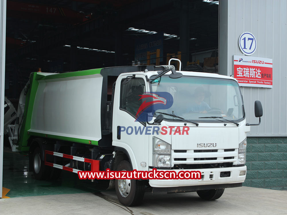 Advantages of Isuzu 700P refuse compactor truck