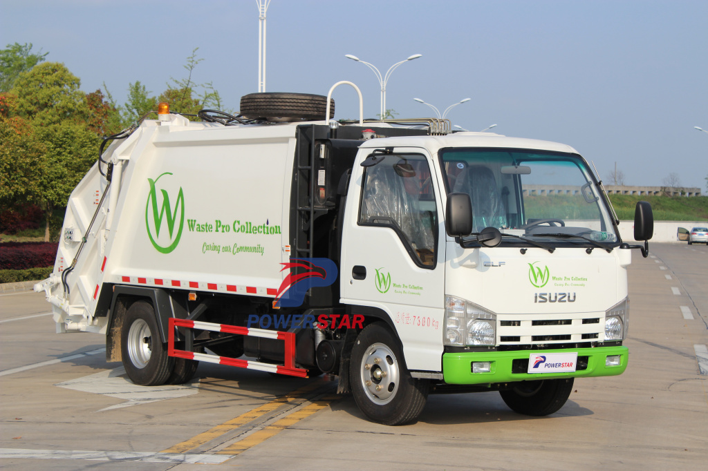 3tons Philippines Garbage compactor truck Isuzu