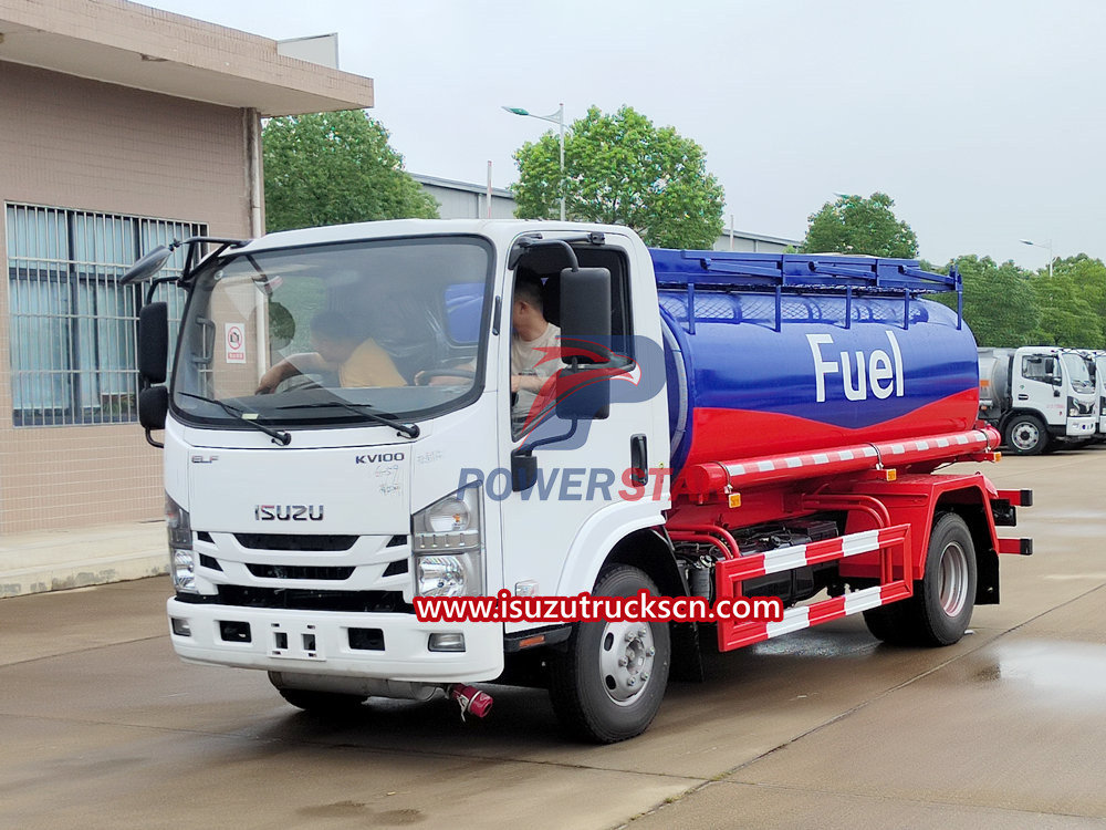 Safety precautions for Isuzu tank truck transportation