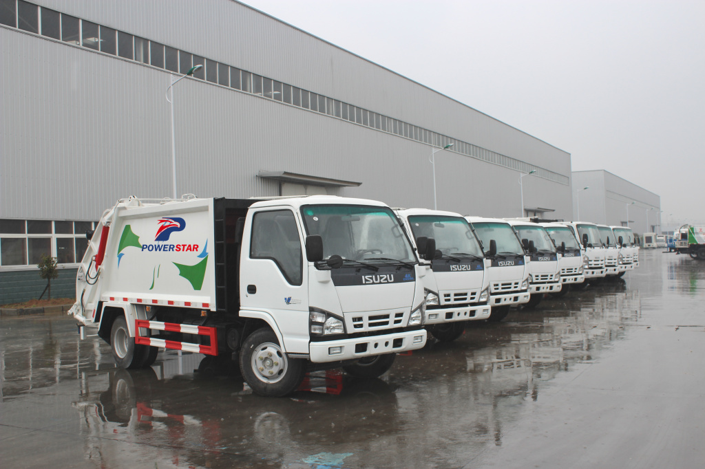 ISUZU TRUCKS Compression gargage compactor truck for export 