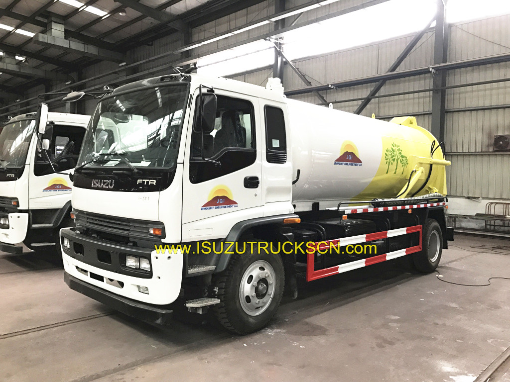12,000L Sewage Vacuum Tank truck Isuzu FTR truck chassis 