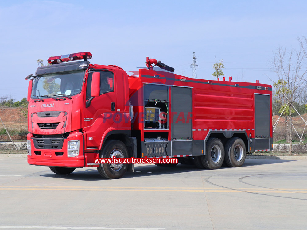Isuzu water tank fire truck maintenance