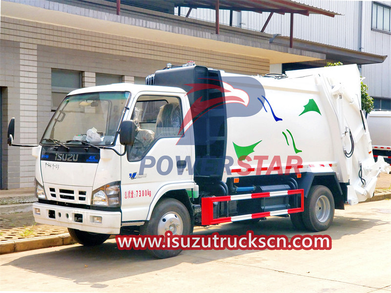 Why are Isuzu 4x4 garbage compactor trucks popular