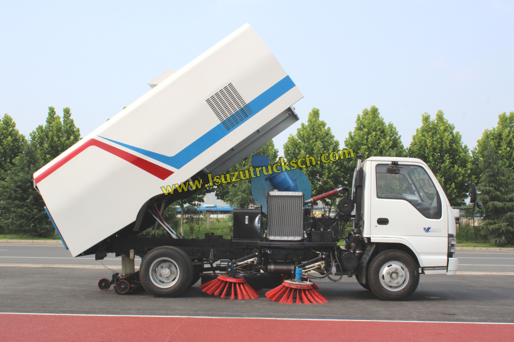 Ghana custom made 5cbm Isuzu road sweeper truck 