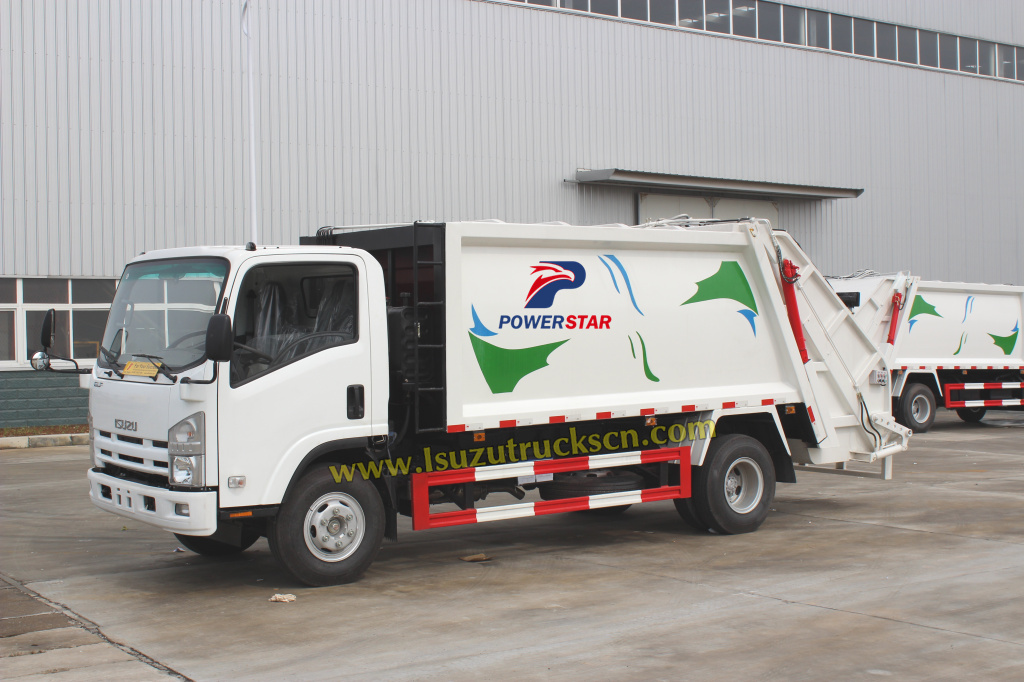 Ghana clients ISUZU 5tons hydraulic garbage compactor truck 